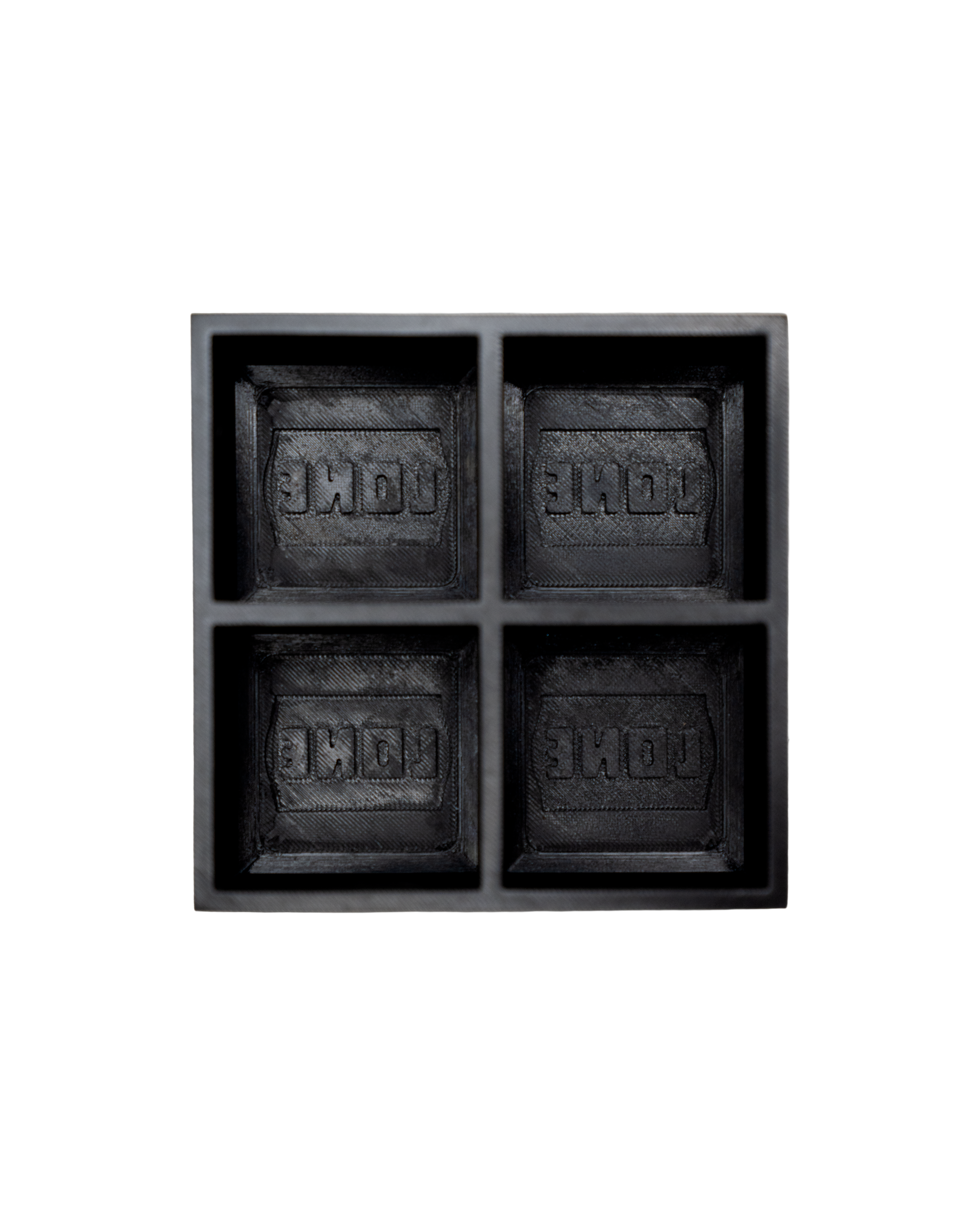TAG ICE CUBE TRAY